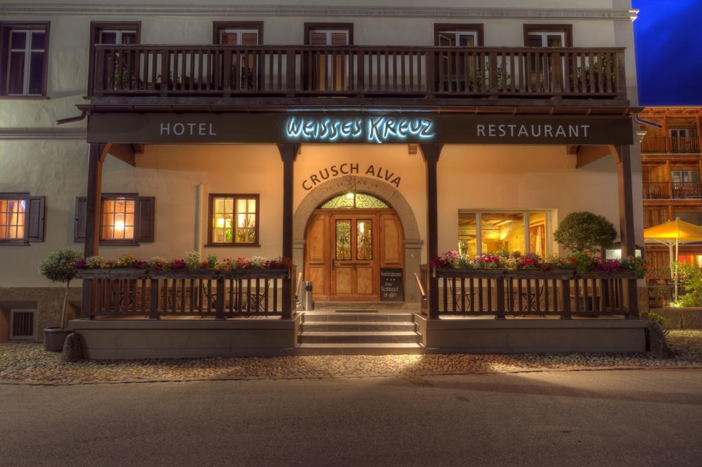 Hotel Weisses Kreuz Berguen Bergün Exterior foto